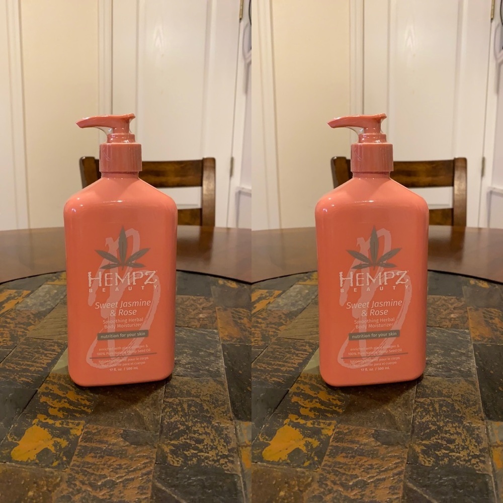 Hempz Sweet Jasmine Rose Smoothing Body Moisturizer 17 oz